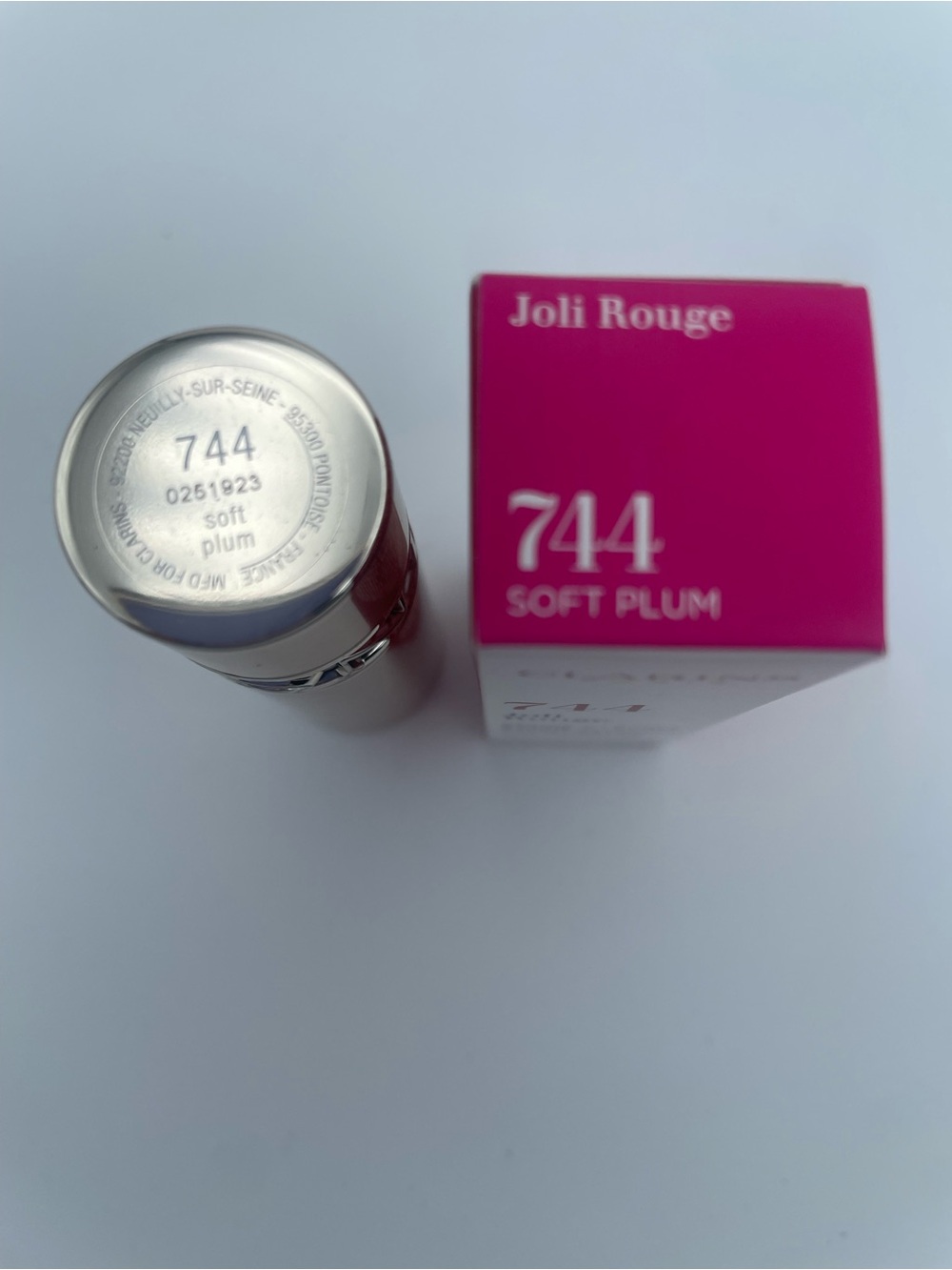 Clarins Joli Rouge Lipstick 744 Soft Plum - Plum Pink Shade - Picture 2 of 6